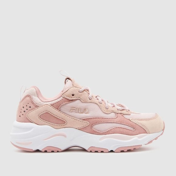 fila peach shoes